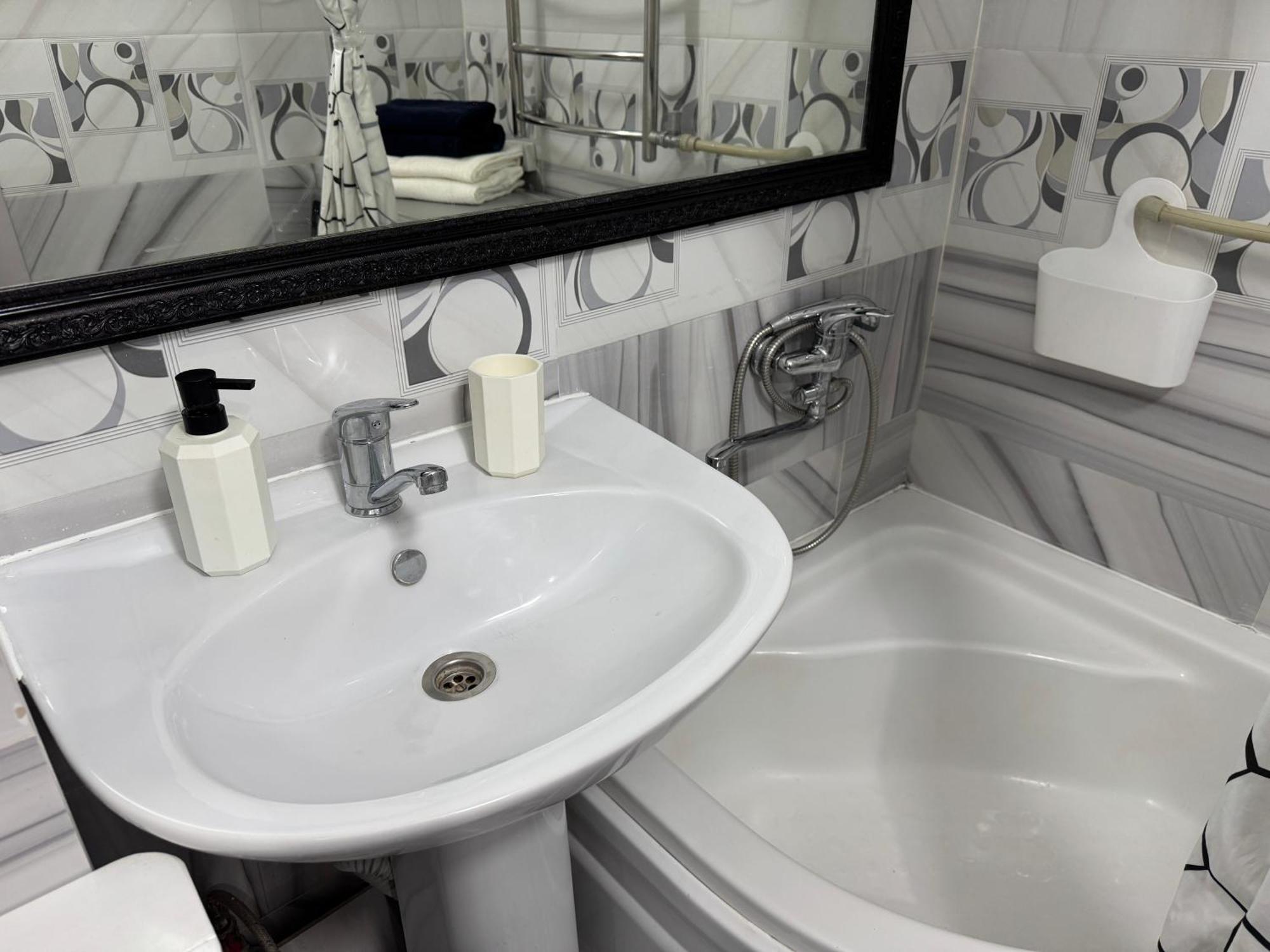 Almatyda На Басенова Apartment ห้อง รูปภาพ